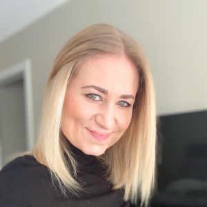 Meet your Posher, Jennifer